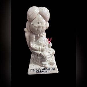 Vintage Retro R&W Russ Berries World's Greatest
Grandma Statuette Figurine
1970